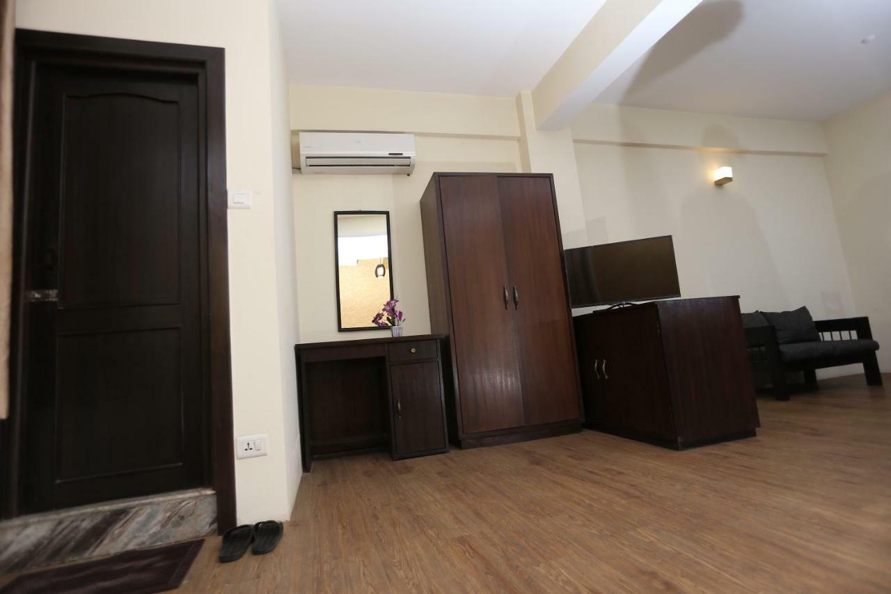 Hotel Hema Катманду Екстер'єр фото