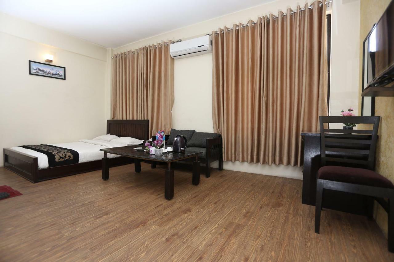 Hotel Hema Катманду Екстер'єр фото