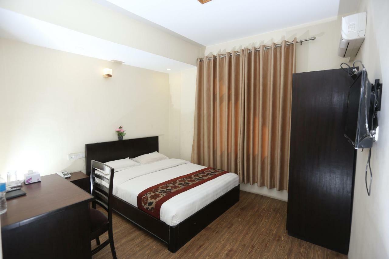 Hotel Hema Катманду Екстер'єр фото